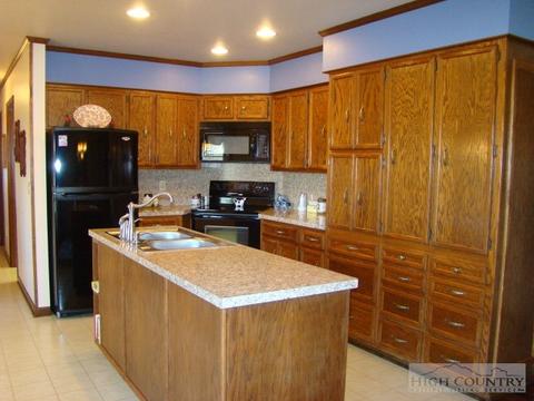 191 Sunny Hill Ln, Deep Gap, NC 28618 photo 26