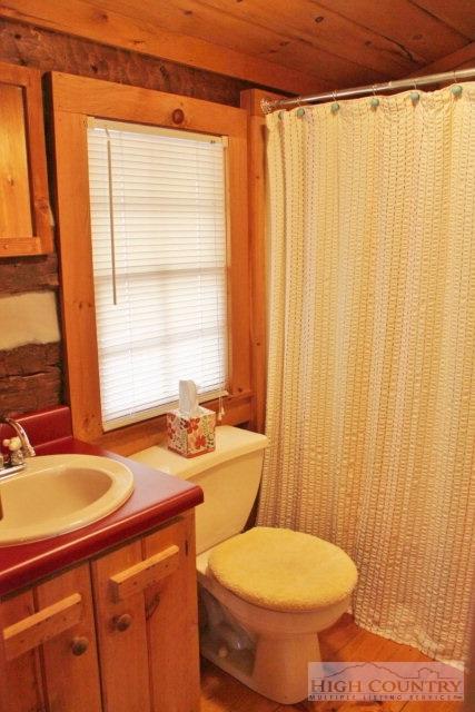 144 Old Mill Rd, Todd, NC 28684 photo 10