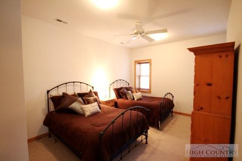342 Hawks Lake Dr, Seven Devils, NC 28604 photo 20
