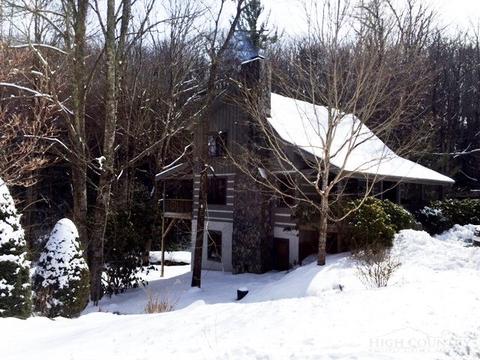 342 Hawks Lake Dr, Seven Devils, NC 28604 photo 38