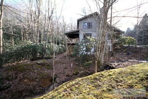 342 Hawks Lake Dr, Seven Devils, NC 28604 photo 32