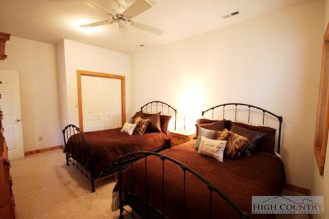 342 Hawks Lake Dr, Seven Devils, NC 28604 photo 21