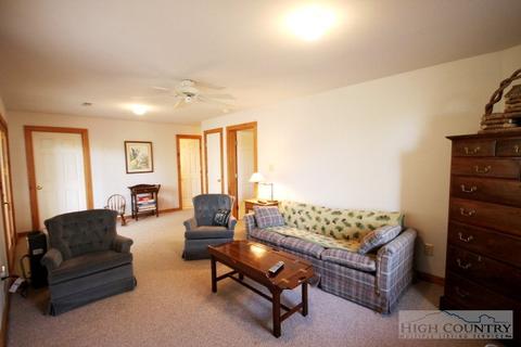 342 Hawks Lake Dr, Seven Devils, NC 28604 photo 19