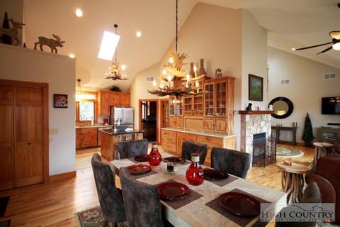 364 Algonquin Dr, Boone, NC 28607 photo 5