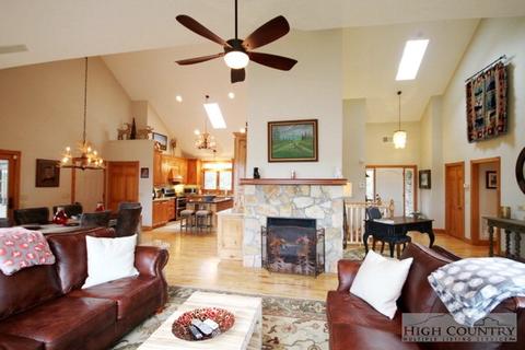364 Algonquin Dr, Boone, NC 28607 photo 43