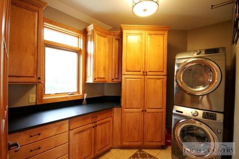 364 Algonquin Dr, Boone, NC 28607 photo 9