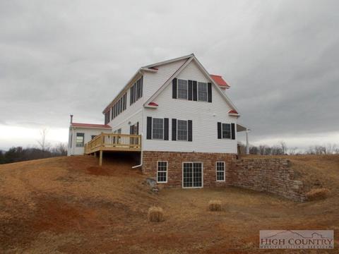 2376 Ridge Rd, Boone, NC 28607 photo 2