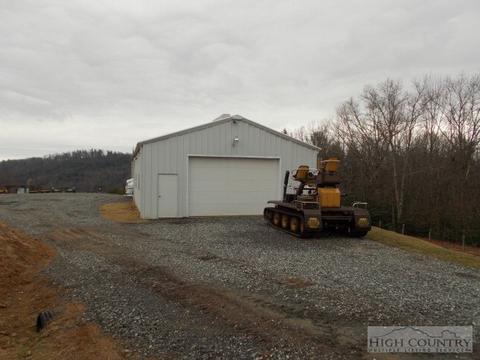 2376 Ridge Rd, Boone, NC 28607 photo 9
