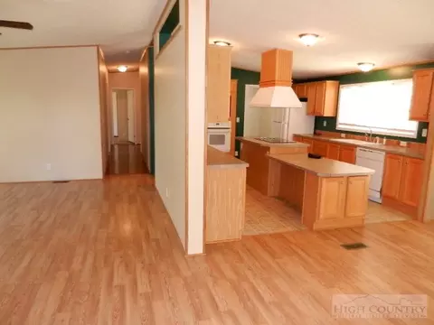 314 Bear Creek Ln, Deep Gap, NC 28618 photo 21