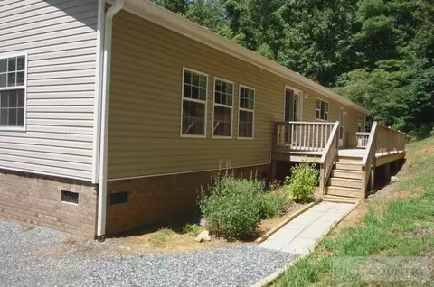 314 Bear Creek Ln, Deep Gap, NC 28618 photo 19