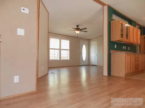 314 Bear Creek Ln, Deep Gap, NC 28618 photo 7