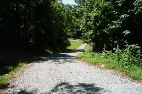 314 Bear Creek Ln, Deep Gap, NC 28618 photo 15