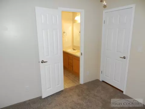 314 Bear Creek Ln, Deep Gap, NC 28618 photo 11