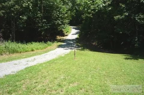 314 Bear Creek Ln, Deep Gap, NC 28618 photo 16