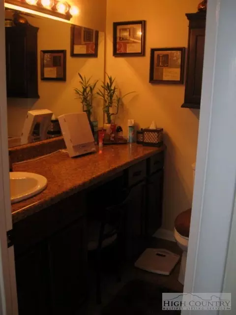 544 Cedar Ln, Boone, NC 28607 photo 10