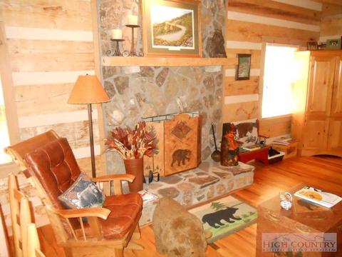 302 Hawks Lake Dr, Seven Devils, NC 28604 photo 40