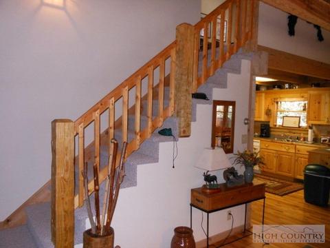 302 Hawks Lake Dr, Seven Devils, NC 28604 photo 12