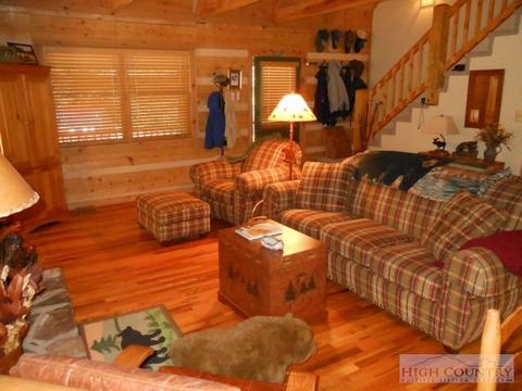 302 Hawks Lake Dr, Seven Devils, NC 28604 photo 39