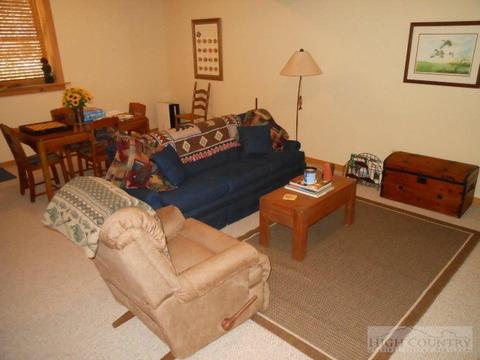 302 Hawks Lake Dr, Seven Devils, NC 28604 photo 27