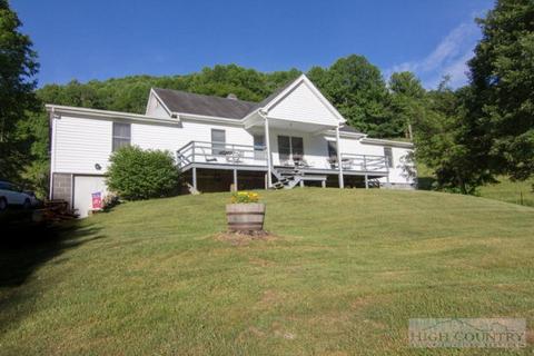 285 Bob Campbell Rd, Vilas, NC 28692 photo 1
