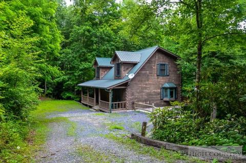 582 Timberlakes Dr, Todd, NC 28684 photo 1