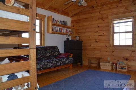 582 Timberlakes Dr, Todd, NC 28684 photo 10