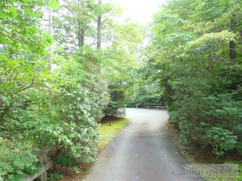 325 Owl Rest Ln, Deep Gap, NC 28618 photo 19