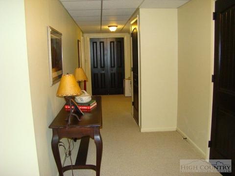 325 Owl Rest Ln, Deep Gap, NC 28618 photo 16
