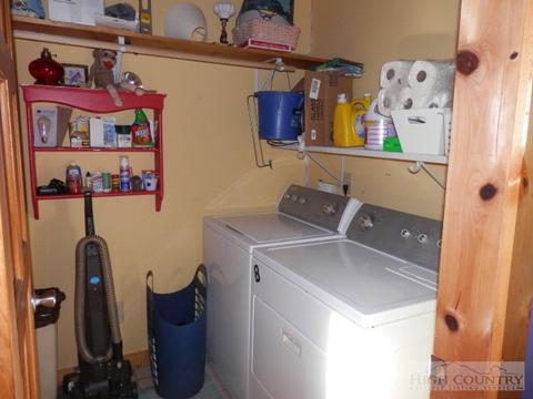 344 Henry Winebarger, Boone, NC 28607 photo 9