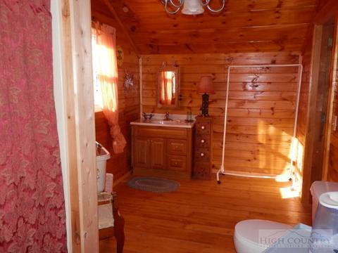 344 Henry Winebarger, Boone, NC 28607 photo 19