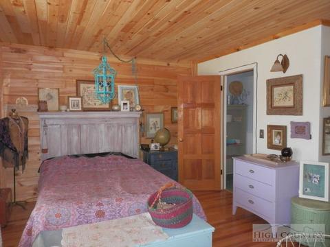 344 Henry Winebarger, Boone, NC 28607 photo 12