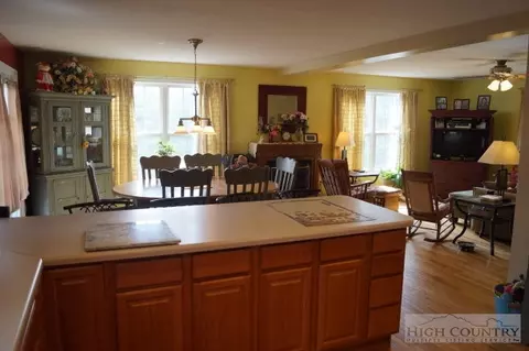 172 High Knolls Ln, Deep Gap, NC 28618 photo 19