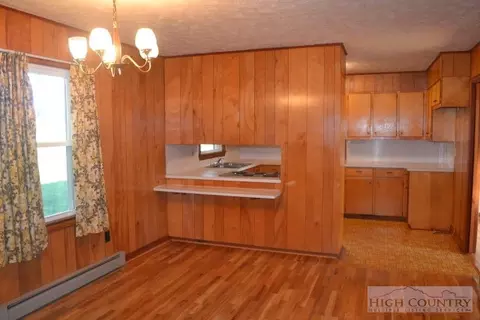 29 Sunset Ln, Independence, VA 24348 photo 9