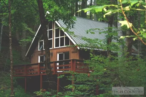 419 Saddle Ln, Deep Gap, NC 28618 photo 1