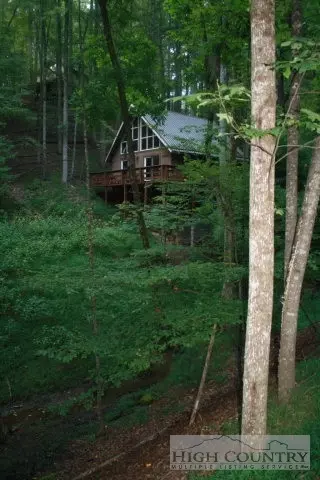 419 Saddle Ln, Deep Gap, NC 28618 photo 9