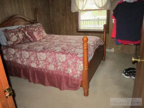740 Flat Rock Rd, Crumpler, NC 28617 photo 14