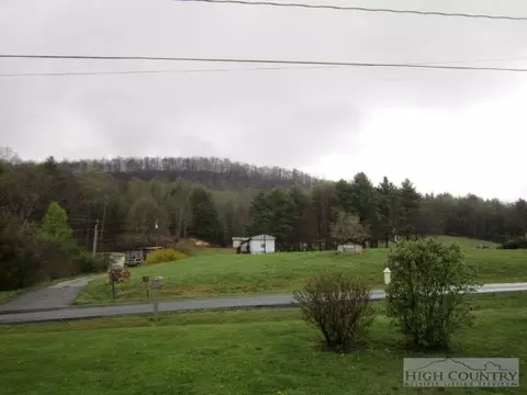 740 Flat Rock Rd, Crumpler, NC 28617 photo 9