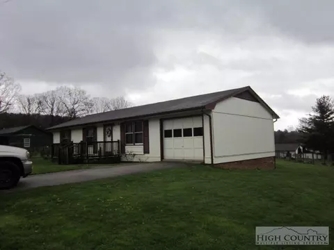 740 Flat Rock Rd, Crumpler, NC 28617 photo 1