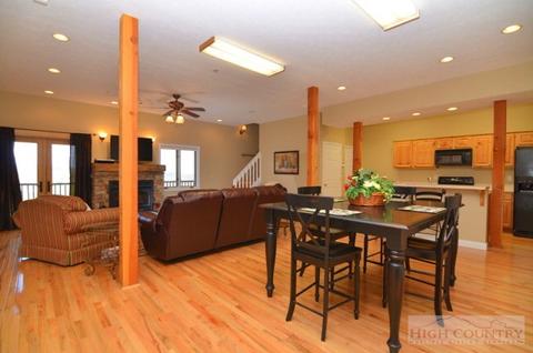 190 Regency Ln, Boone, NC 28607 photo 7