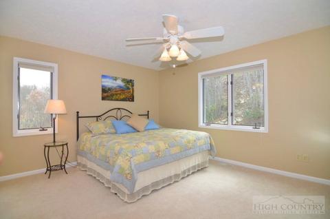 190 Regency Ln, Boone, NC 28607 photo 3