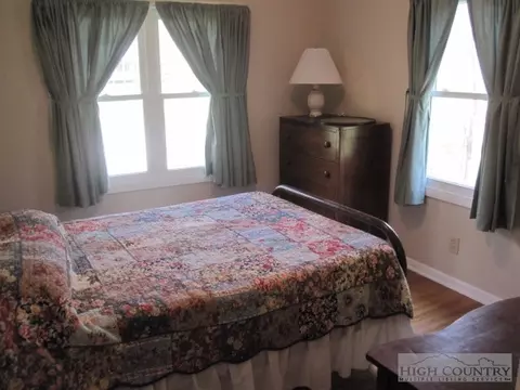 247 Stone Mountain Rd, Vilas, NC 28692 photo 5