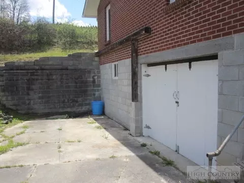 247 Stone Mountain Rd, Vilas, NC 28692 photo 10