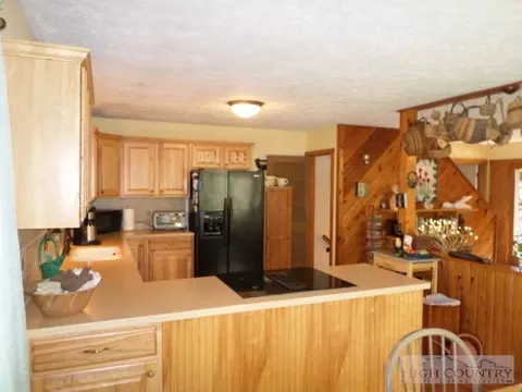 471 Schaffer Rd, Boone, NC 28607 photo 9