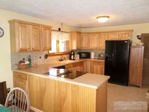 471 Schaffer Rd, Boone, NC 28607 photo 8