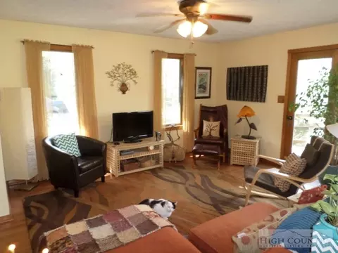 471 Schaffer Rd, Boone, NC 28607 photo 2