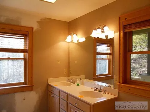 226 Heritage Rdg, Boone, NC 28607 photo 11
