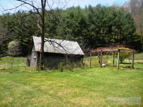 1336 Big Windfall Rd, Lansing, NC 28643 photo 31