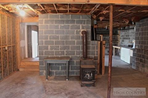 429 Wake Robin, Boone, NC 28607 photo 3