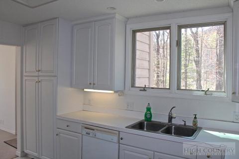 429 Wake Robin, Boone, NC 28607 photo 11