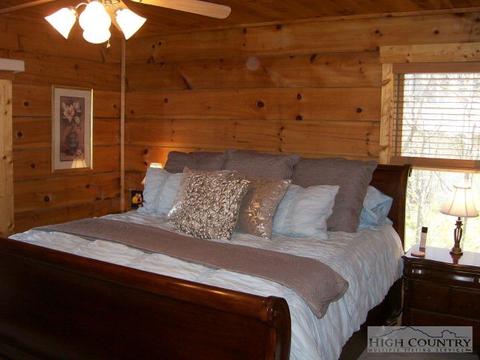 800 Alpine Dr, Seven Devils, NC 28604 photo 9